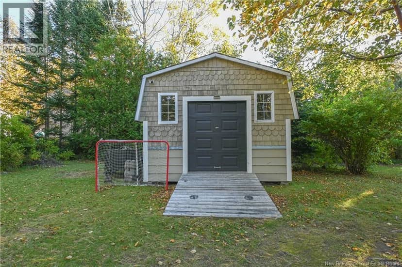 1551 Boisjoli Street — photo 13 of 40