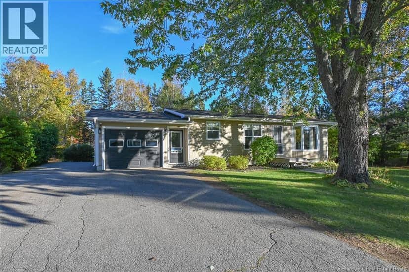 1551 Boisjoli Street, Paquetville