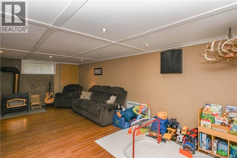 1551 Boisjoli Street — photo 35 of 40