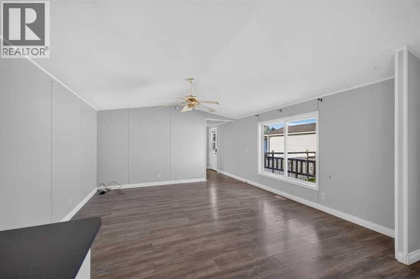 138 Couture Lane, Fort McMurray, photo 2