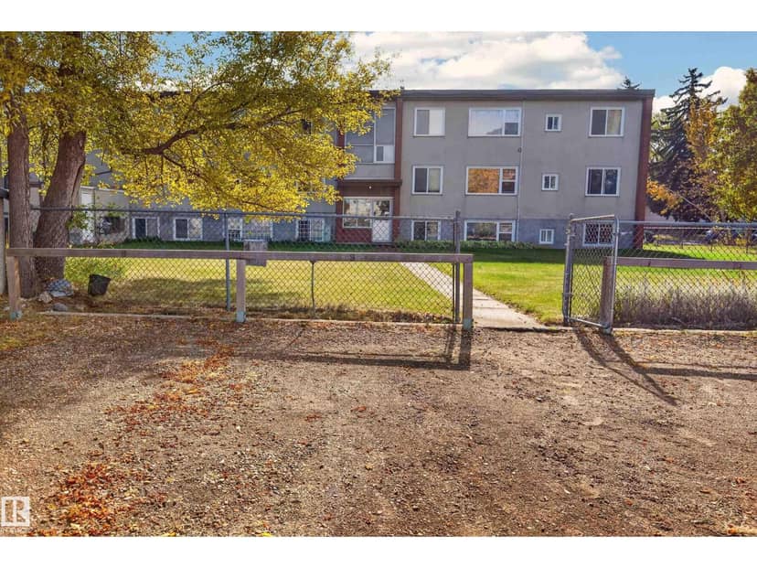 #7 11614 112 AV NW — photo 18 of 20