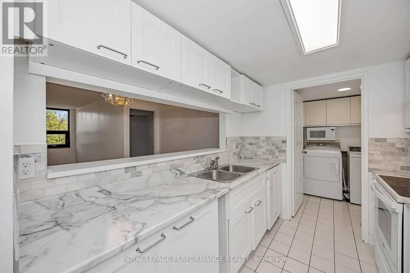 408 - 2019 Carling Avenue N — photo 16 of 40