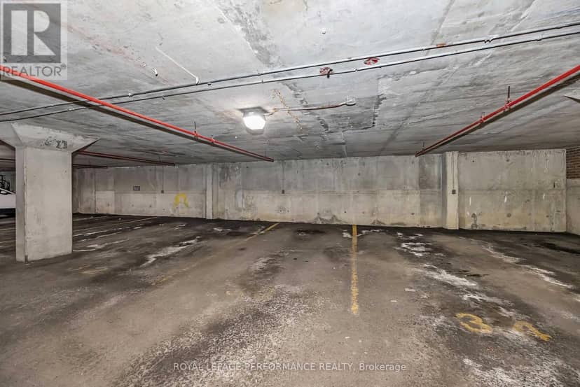 408 - 2019 Carling Avenue N — photo 36 of 40