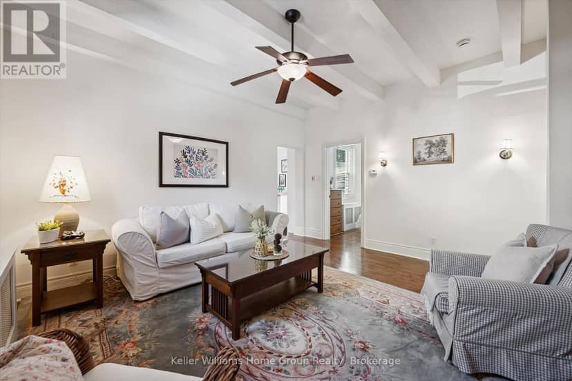 18 Aberdeen Street — photo 12 of 40