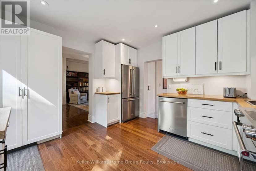 18 Aberdeen Street — photo 16 of 40