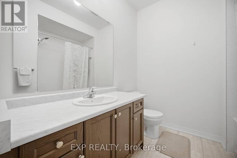 130 Ogston Crescent — photo 33 of 40