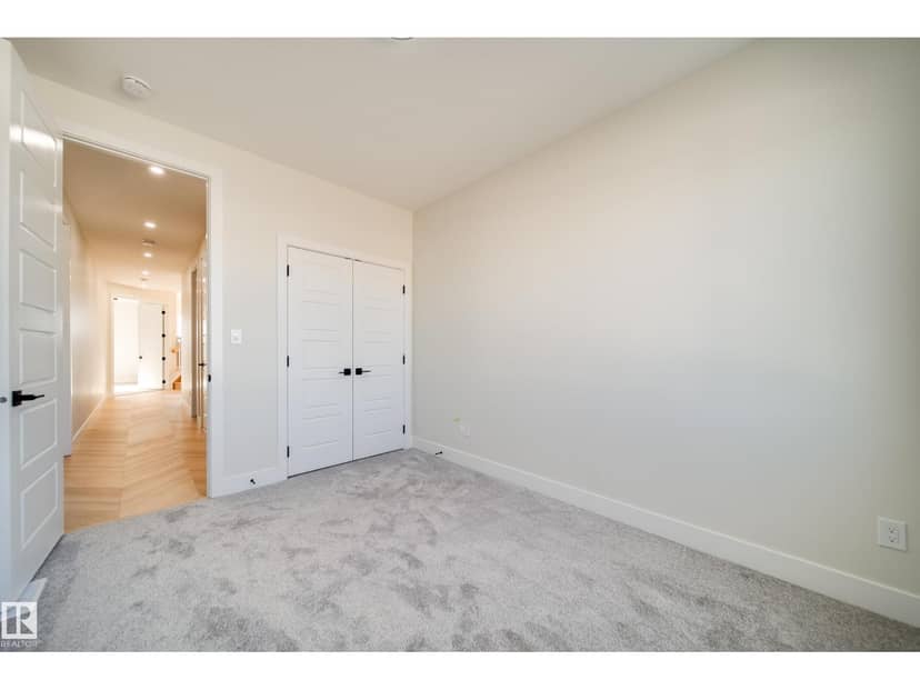 8523 183 AV NW — photo 35 of 38