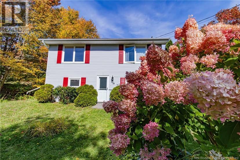 10 Birch Lane, Willow Grove, photo 2