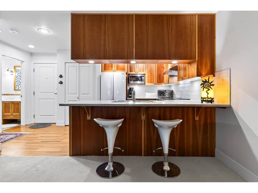 215 15392 16A AVENUE, Surrey, photo 6