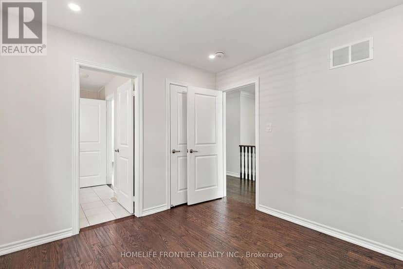 1526 Farrow Crescent — photo 30 of 40