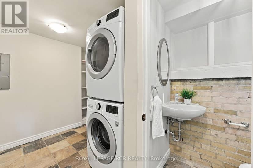 35 Metcalfe Street — photo 9 of 40