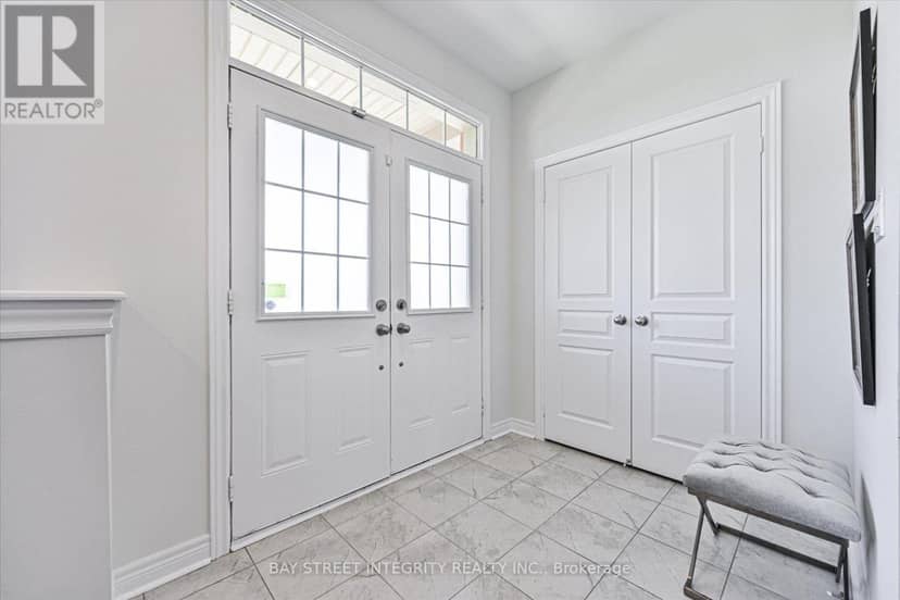 371 William Forster Road — photo 4 of 37