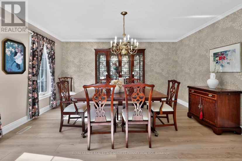 3453 Sawmill Valley Drive — photo 9 of 40