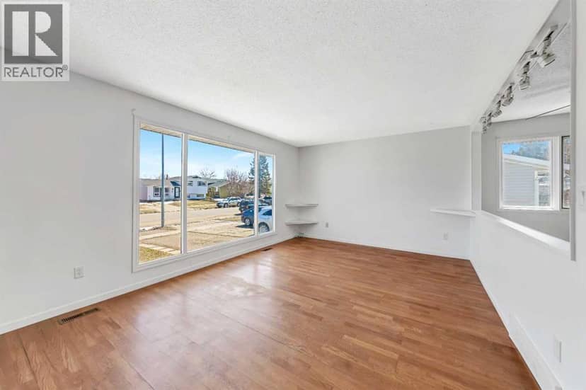 3510 57 Avenue, Lloydminster, photo 3