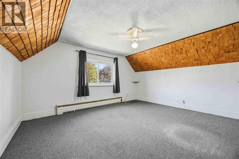333 MITTON STREET South — photo 14 of 31