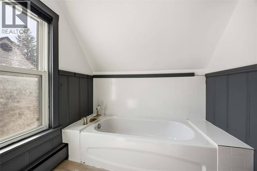 333 MITTON STREET South — photo 19 of 31