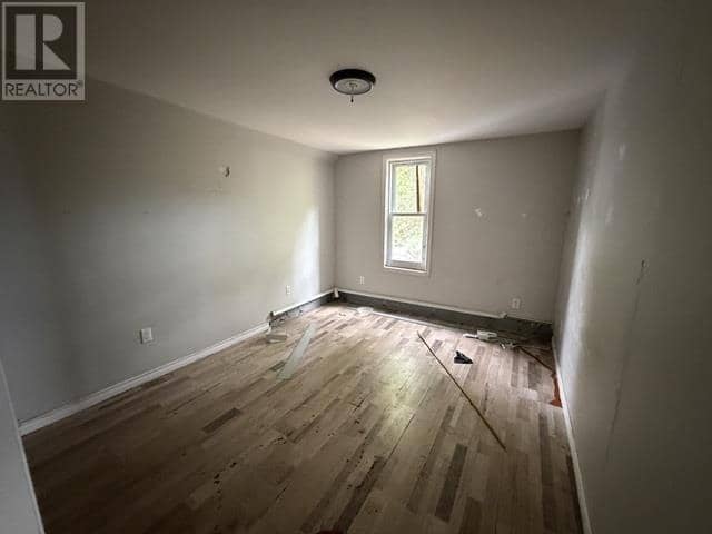 160 Albert ST E — photo 11 of 20