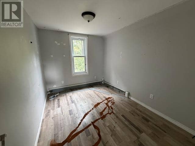 160 Albert ST E — photo 14 of 20