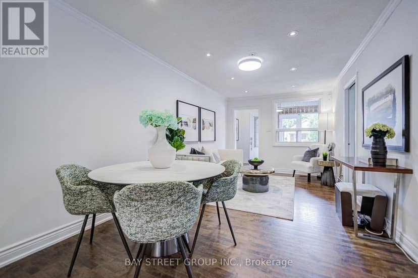 7 Emmott Avenue, Toronto, photo 8
