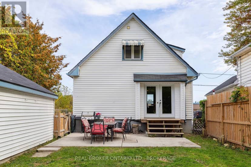 657 Collins Bay Road — photo 32 of 37