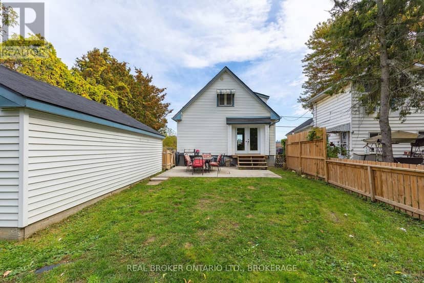 657 Collins Bay Road — photo 33 of 37