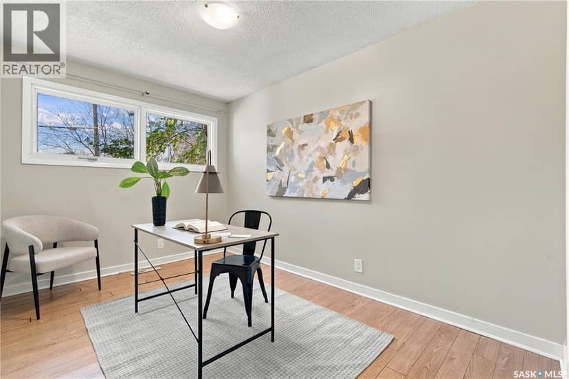 431 York STREET — photo 15 of 33
