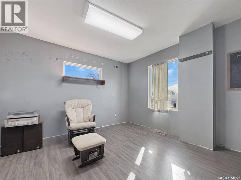 1001 Main STREET — photo 4 of 16