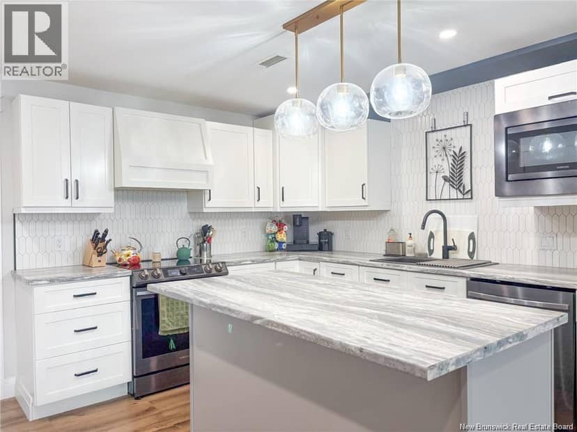 24 Riverview Drive Unit# 202 — photo 9 of 40