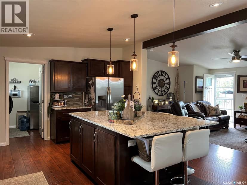 208 2nd AVENUE SE, Dorintosh, photo 8