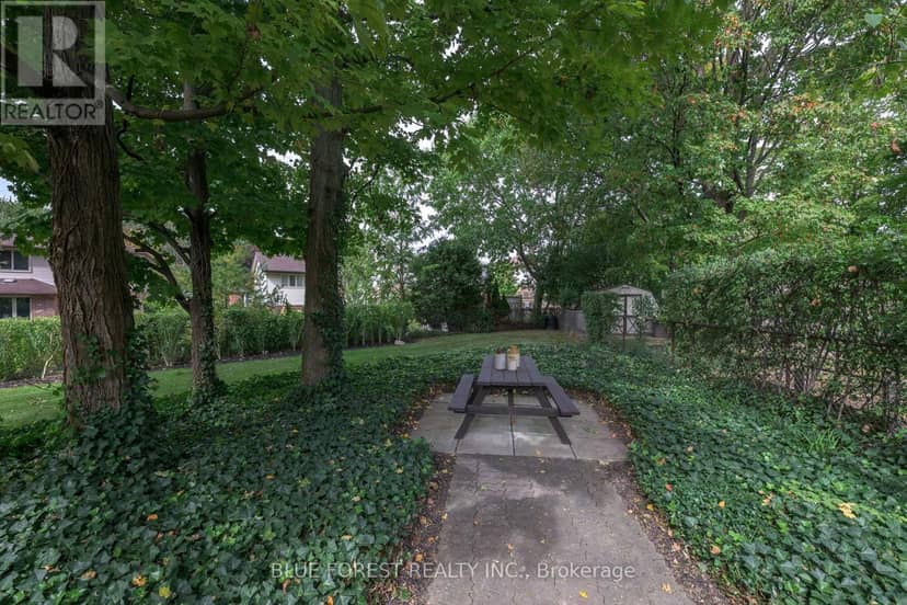 1039 Country Club Court — photo 38 of 40