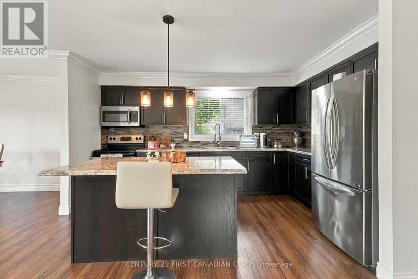 17 Archer Crescent — photo 14 of 40