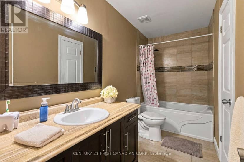17 Archer Crescent — photo 26 of 40