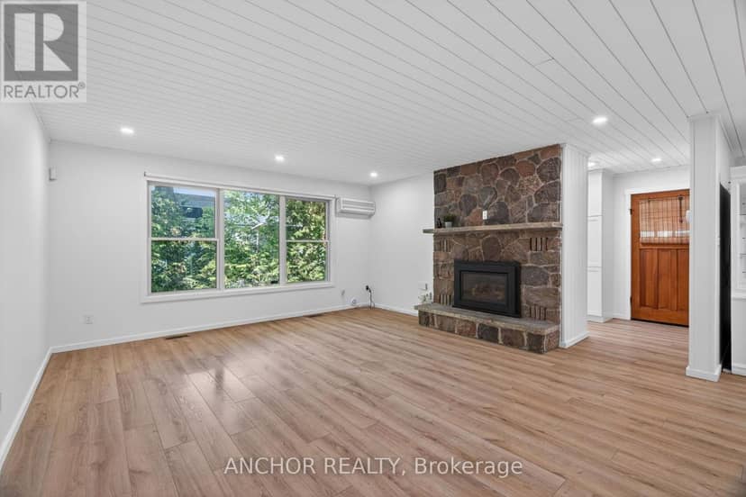 223 Ontario Street S — photo 17 of 40