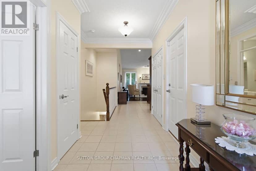 15 - 455 Hyde Park Road — photo 16 of 40