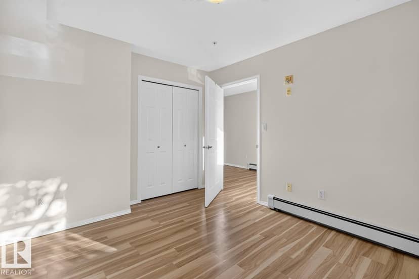 #323 8802 Southfort — photo 10 of 29
