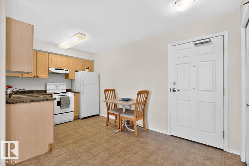 #323 8802 Southfort, Fort Saskatchewan, photo 3