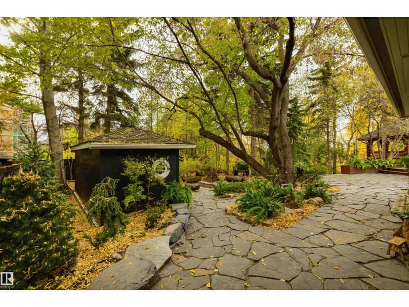 12719 39 AV NW — photo 19 of 40