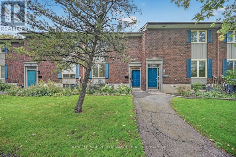 30 Viewpointe Private, Ottawa
