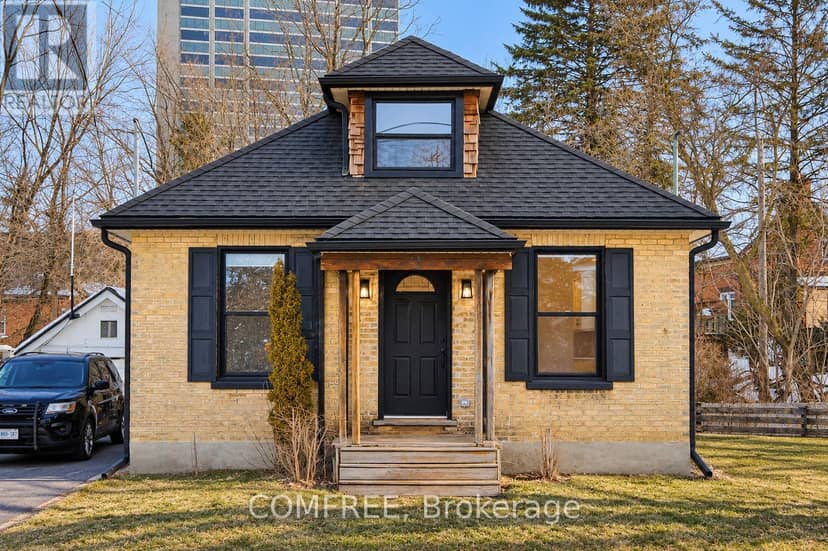 2 Esson Street — photo 1 of 13
