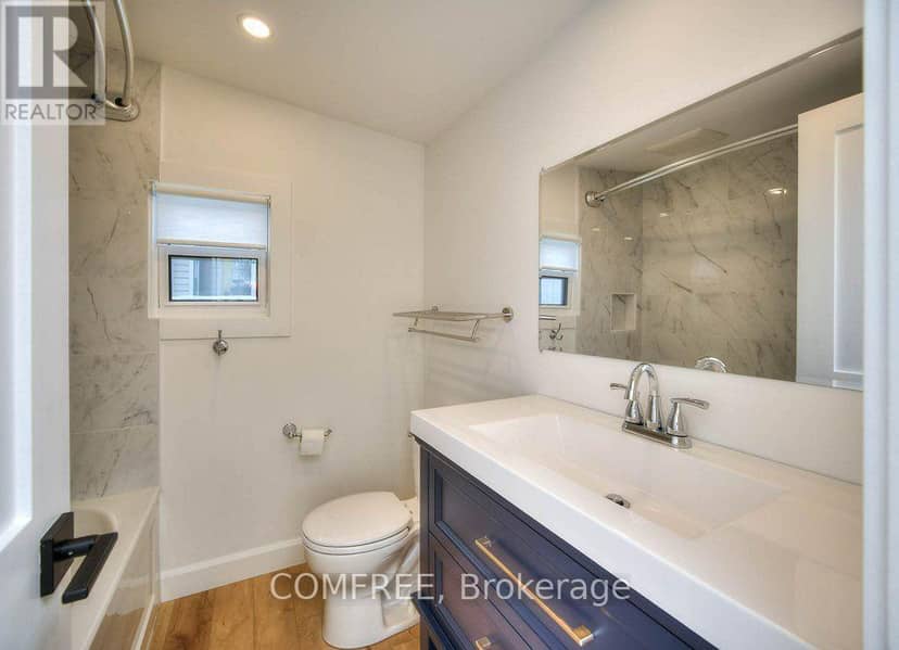 2 Esson Street — photo 7 of 13