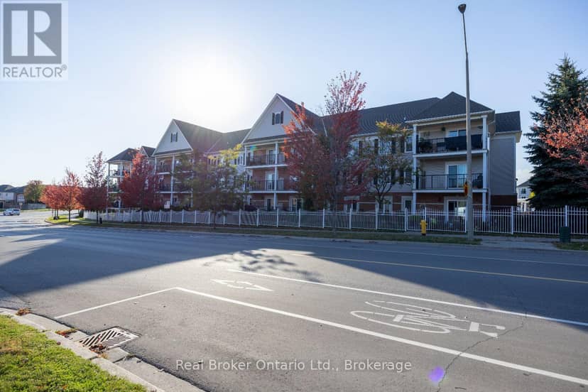 108 - 106 Aspen Springs Drive, Clarington, photo 3