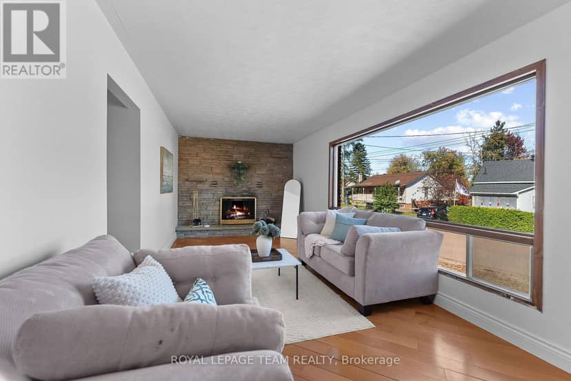 1126 Poirier Street — photo 13 of 27