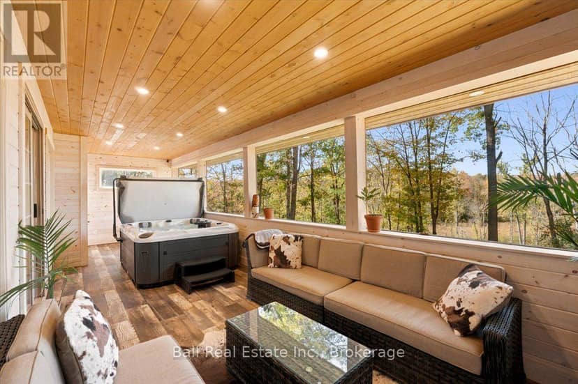 202 Edwina Drive — photo 33 of 40