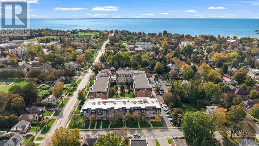425 - 240 Chapel Street, Cobourg