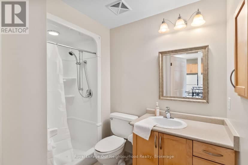 425 - 240 Chapel Street — photo 29 of 40