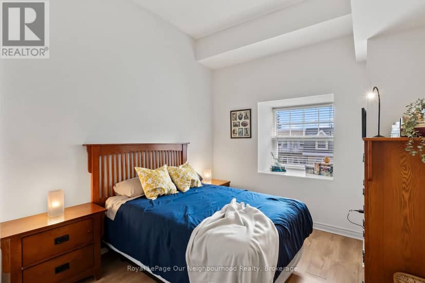 425 - 240 Chapel Street — photo 31 of 40