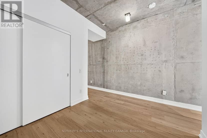 406 - 319 Carlaw Avenue — photo 24 of 28