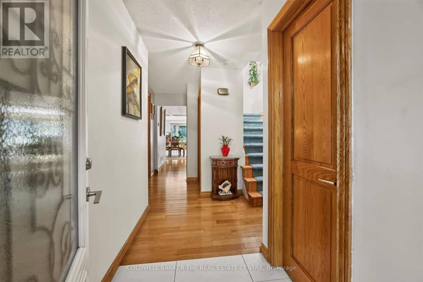 15 Craiglee Drive — photo 4 of 40