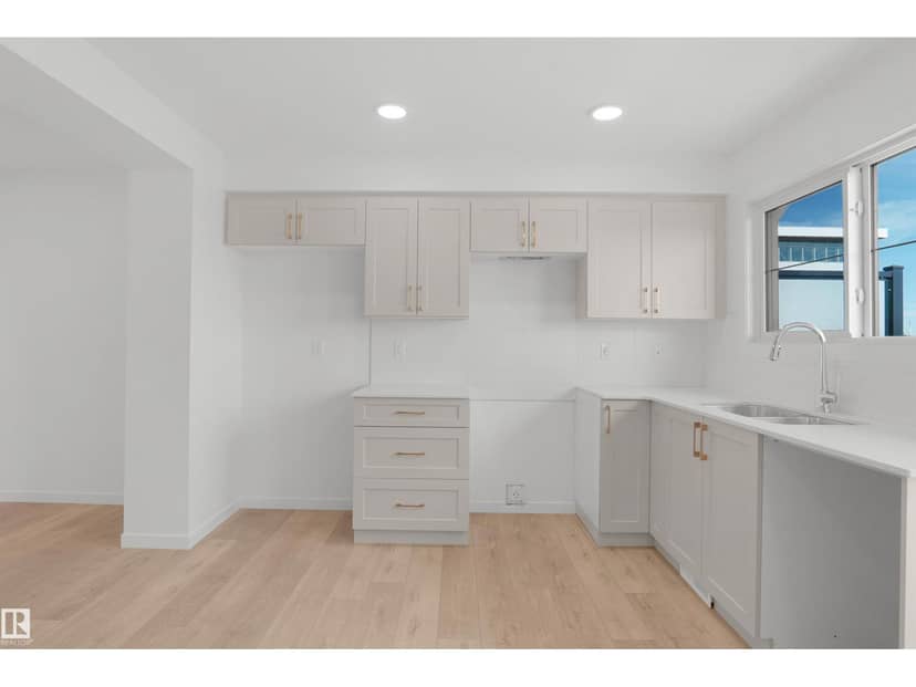 #4 150 Cashman CR SW — photo 13 of 25