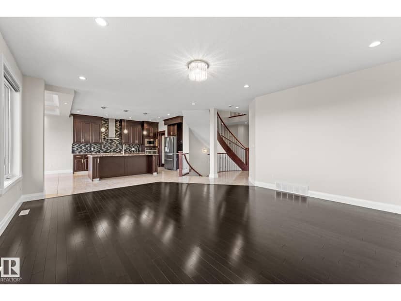 229 Albany Dr NW, Edmonton, photo 8